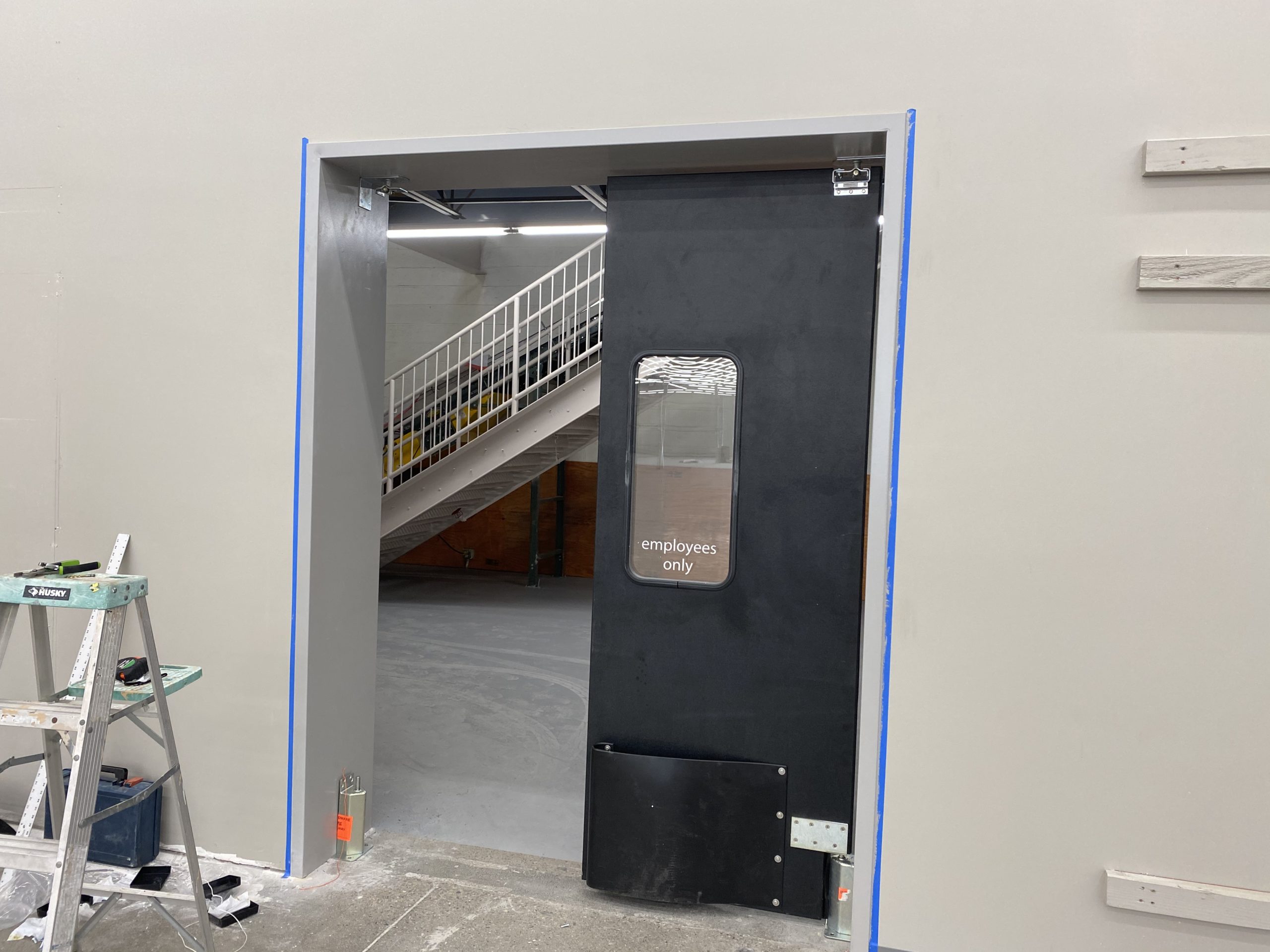 Commercial Door Installation & Repair Services